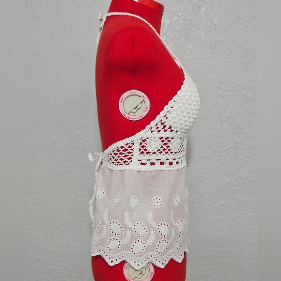 Crochet Open Back Halter Top - Picture 7 of 16